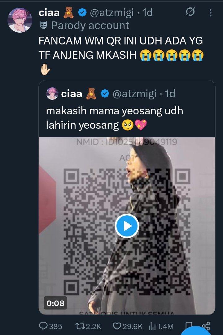 TOP_ATZ's tweet image. Yeosang is going viral on Indonesian twitter/X as an atiny posted his fancam "ys mother thanks for giving birth to ys"
But this atiny had a QR code of her ShopeePay (as a joke), and someone actually sent her money on it, the post gone viral&amp;amp; replies kept sending her money🤭