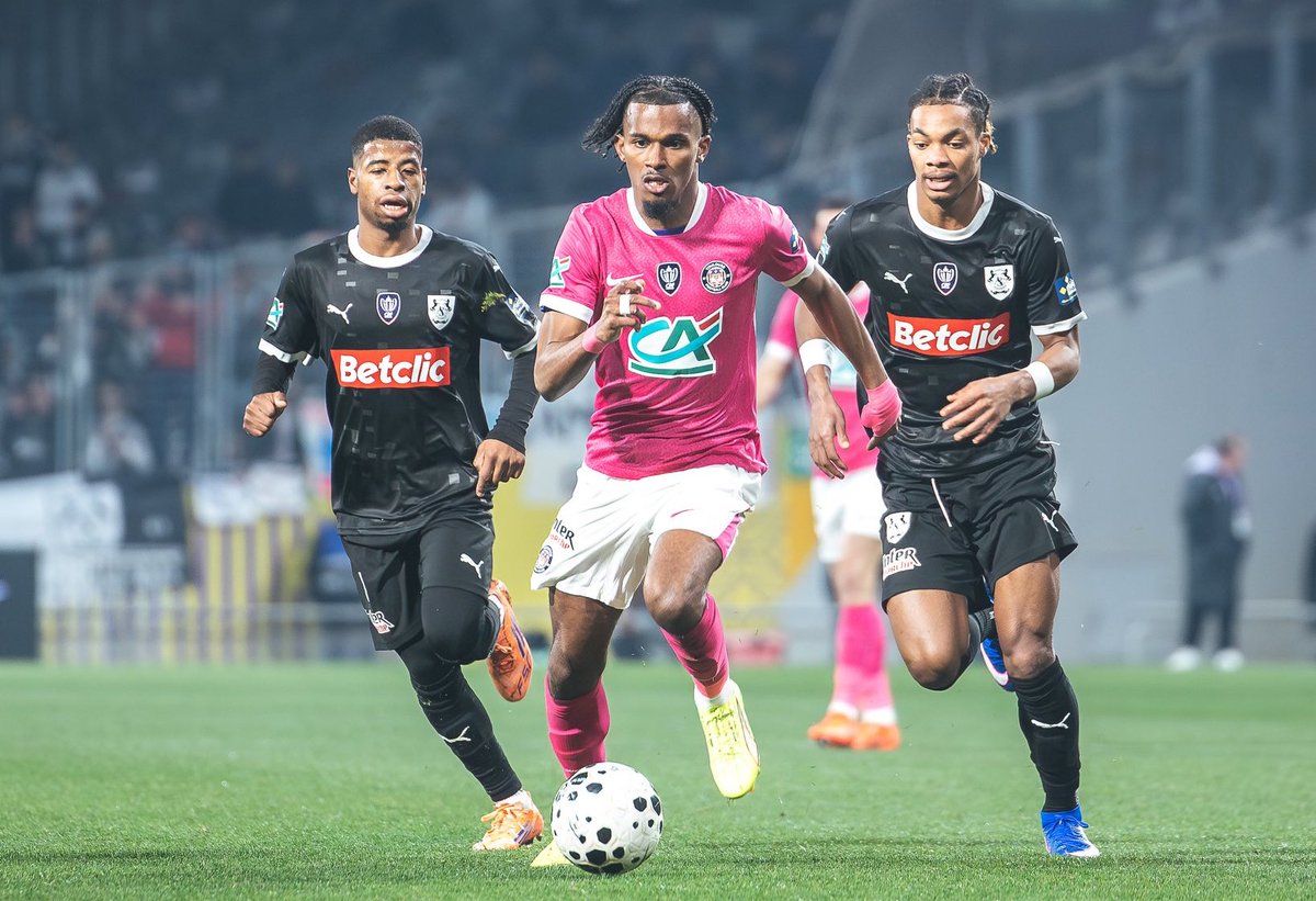 SystemFoot's tweet photo. [#CoupeDeFrance🇫🇷] #Toulouse bat #Amiens 1-0 !

⚽️ #Gboho 39’

#TFCASC https://t.co/ynJ7M5oWy8