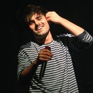 40sbonet's tweet photo. tan feliz :__) https://t.co/vaJw4PWS2S