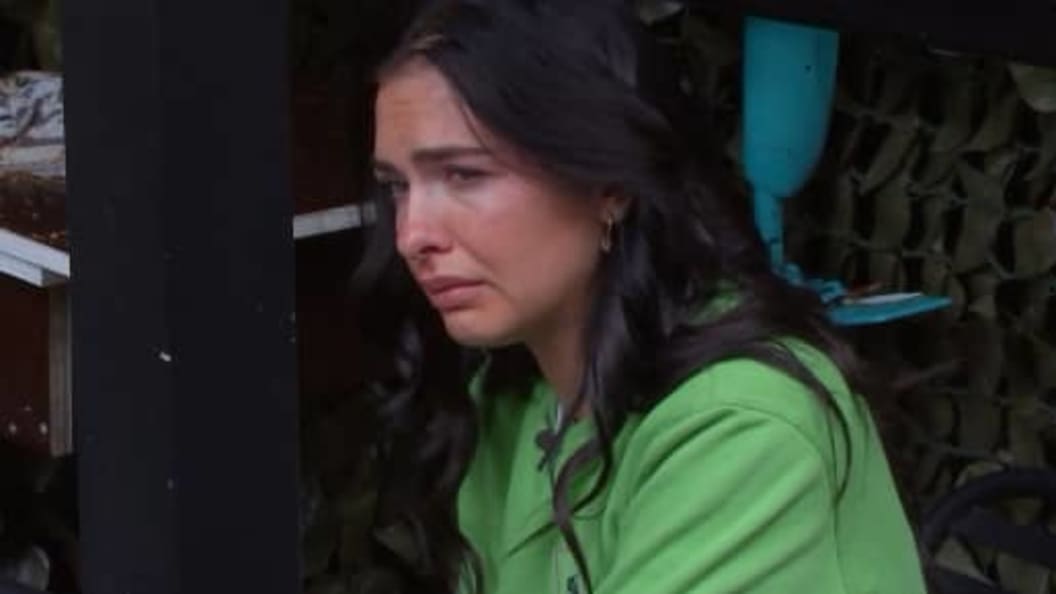 #Roxy is een vuile vieze snitch 🤢

#debondgenoten