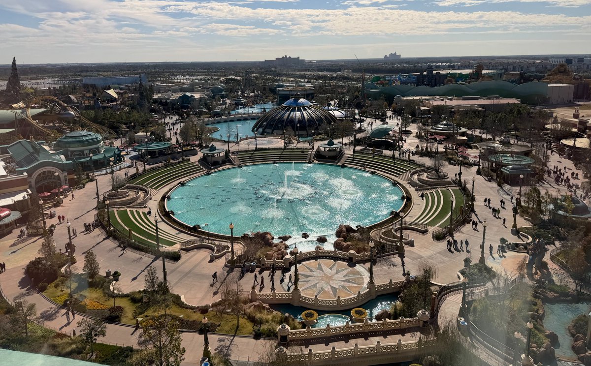 stevedeluco's tweet photo. View from Helios Grand was worth every penny. https://t.co/Qtdbv0m6Ox