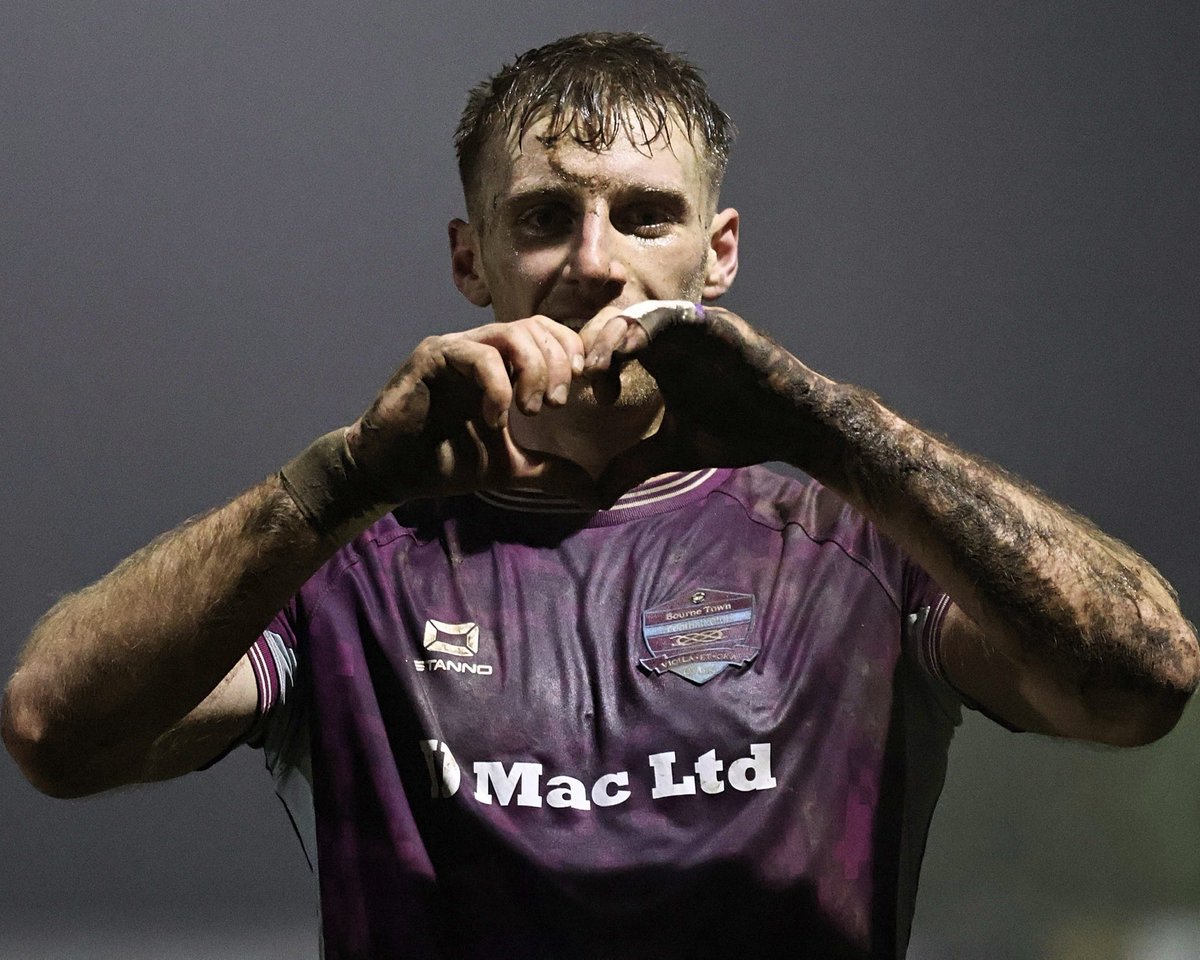 Sam Deakin tweet media