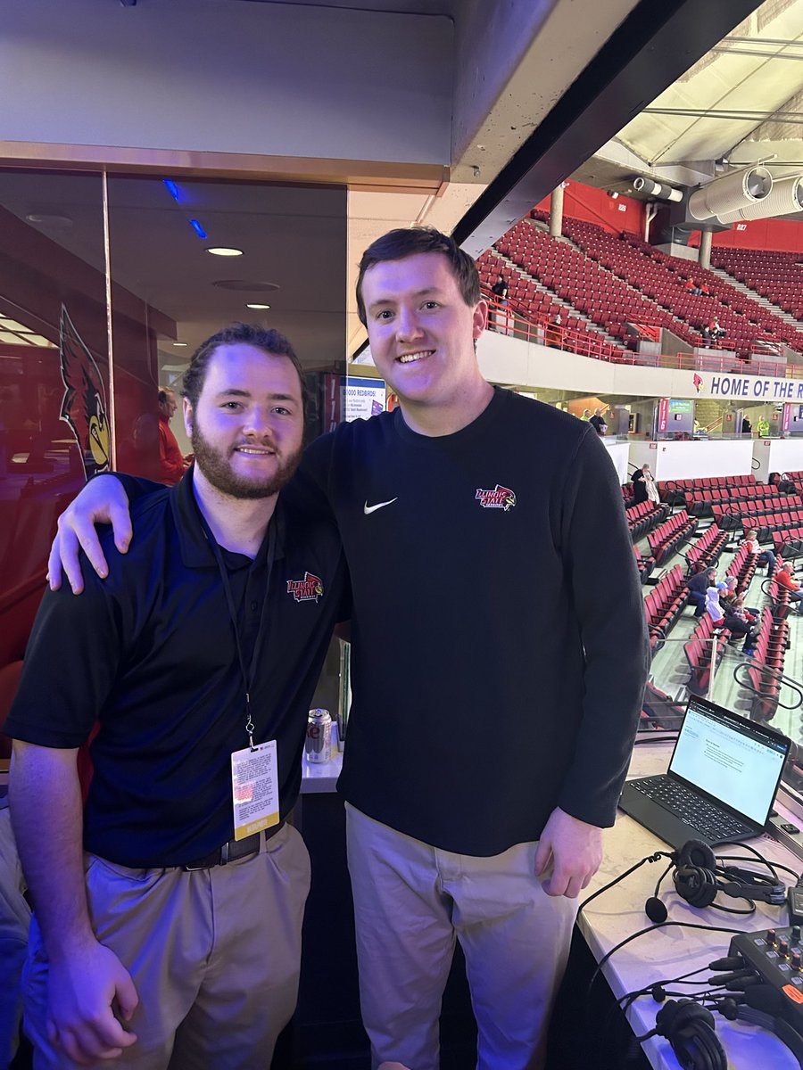 Quinn ‘25 and Liam ‘22 Lyons are both students at Illinois State pursuing work in journalism. They work for WZND, the ISU student radio station.

Last night, the brothers were partners for the Redbirds Men’s Basketball!

Congrats to Liam and Quinn on this amazing achievement!