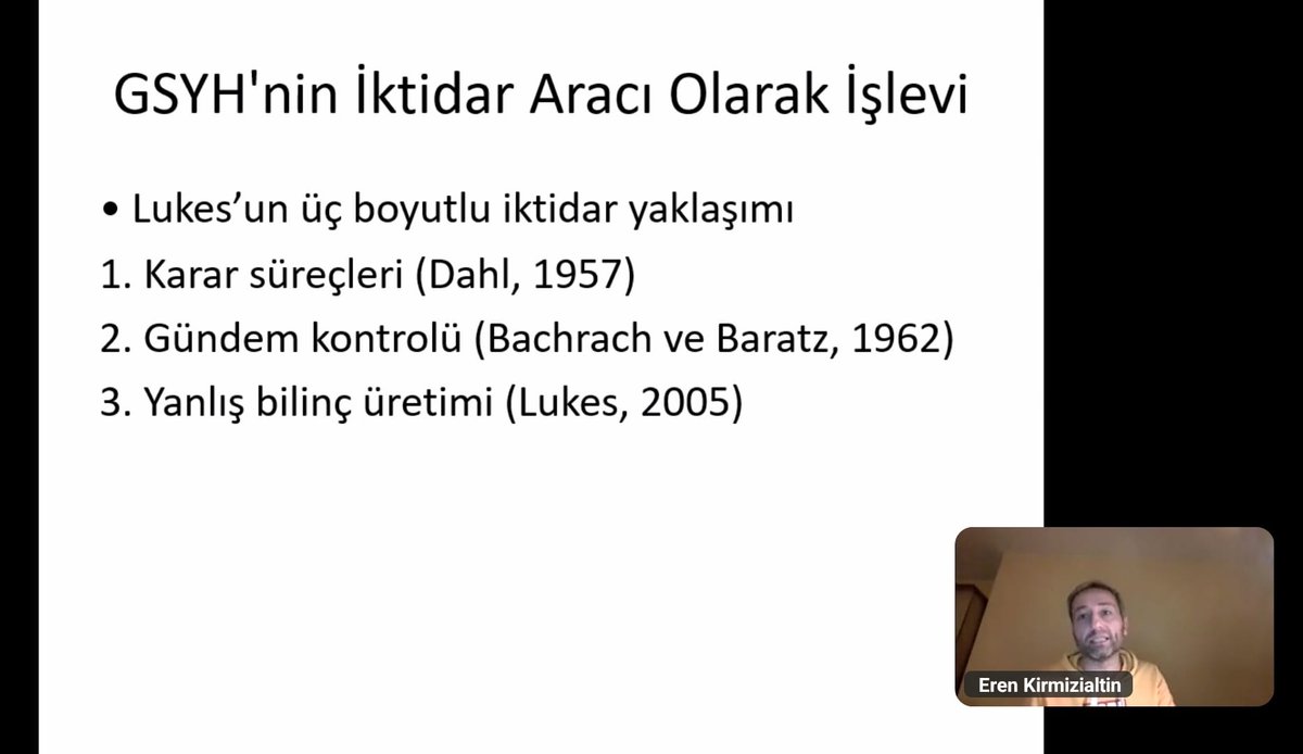 İDTAD Söyleşileri 1'de Eren Kırmızıaltın'ı dinledik. Hocamız "Rakamların Arkasındaki İktidar: Sosyoteknik ve Politik Bir İnşa Olarak GSYH’nin Eleştirel Tarihi"ni anlattı. Söyleşinin tamamını en kısa sürede youtube kanalımıza yükleyeceğiz. Katılan herkese çok teşekkürler..