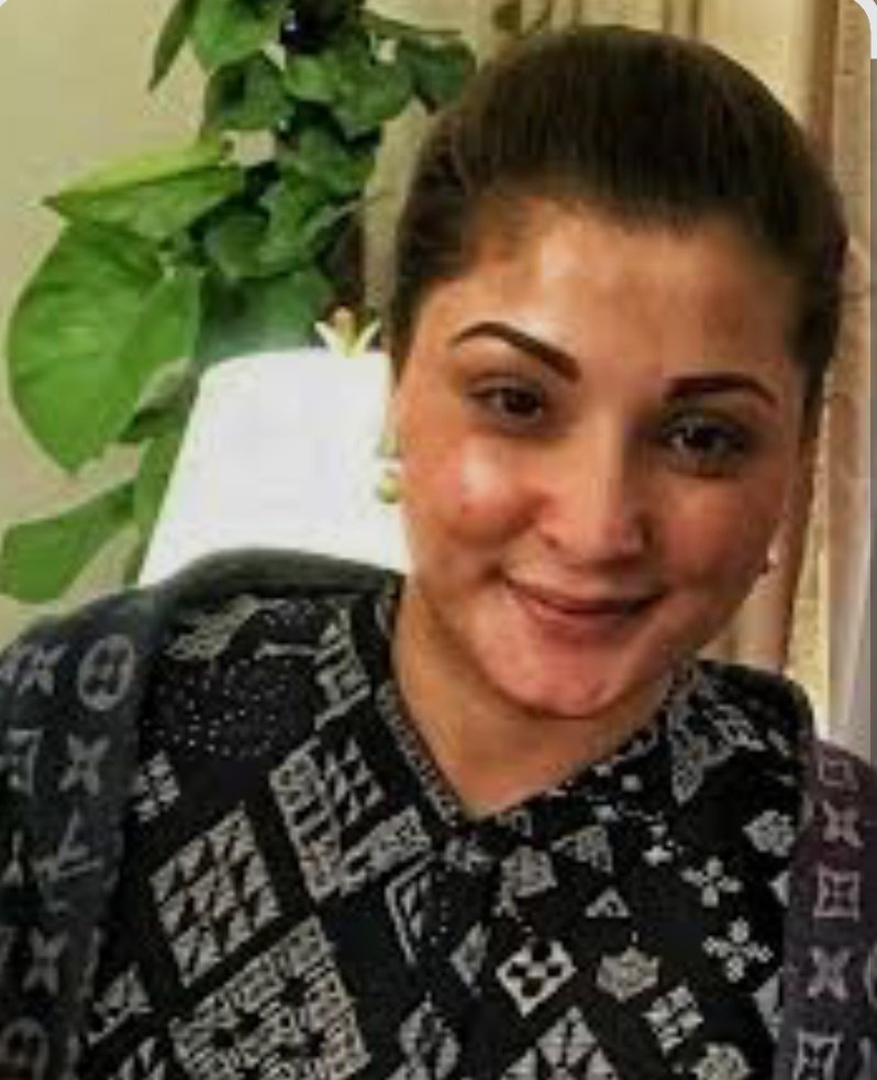 zeshmohmand's tweet image. امریکی ابسٹین۔               پاکستانی ابسٹین  😭