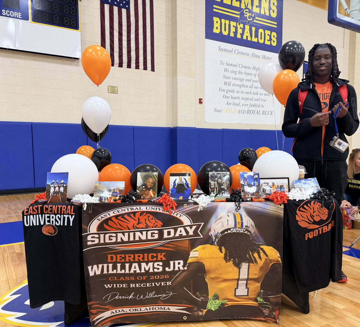 Derrick Williams Jr tweet media