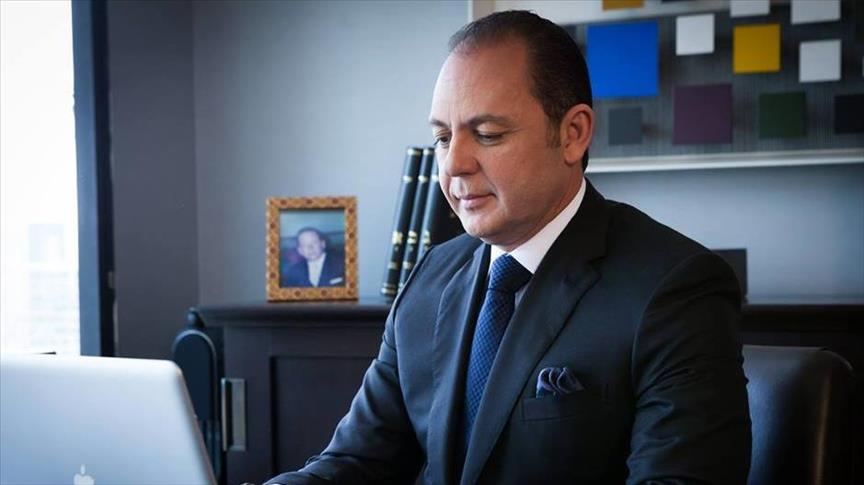 DarvinsonRojas's tweet photo. El empresario Raúl Gorrín fue arrestado en la urbanización Cerro Verde, municipio El Hatillo del estado Miranda, informó AlbertoNews al citar fuentes judiciales.

Según el medio, Gorrín fue detenido junto a Álex Saab por funcionarios del Servicio Bolivariano de Inteligencia Nacional (Sebin).