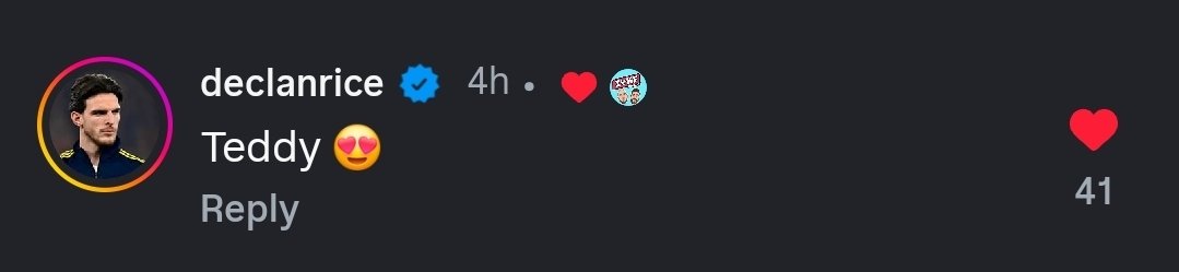 NWLondonHammer's tweet image. Look who's lending support for Teddy! ⚒️ ❤️ 💙 Voting link on previous posts!