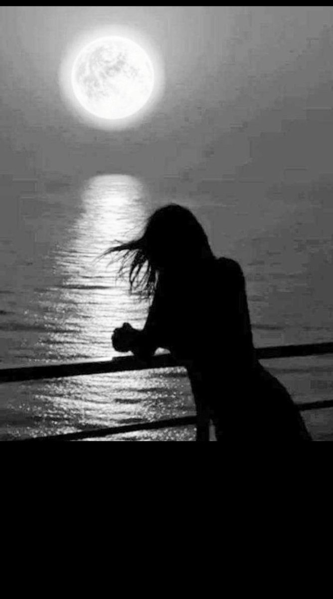 Soğuyunca sessizce Vazgeçiyor insan 

İyi geceler