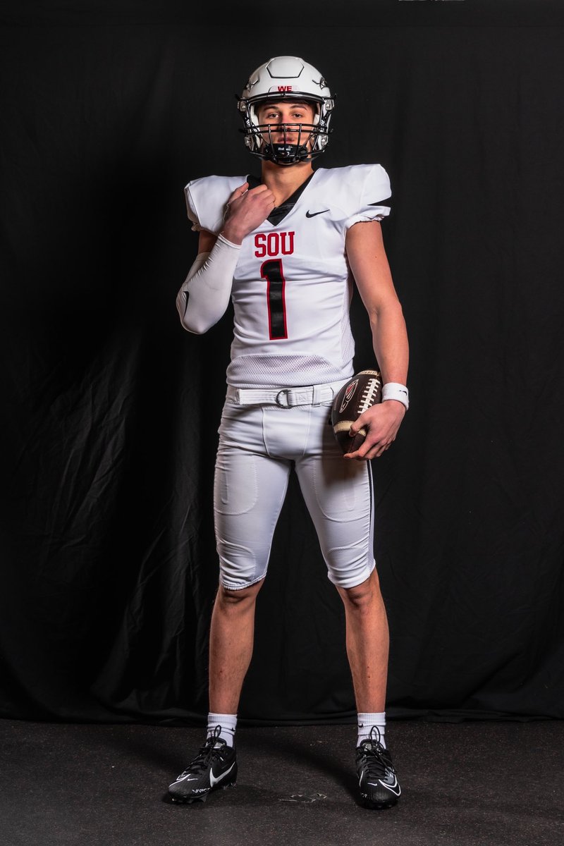 Southern Oregon Football tweet media