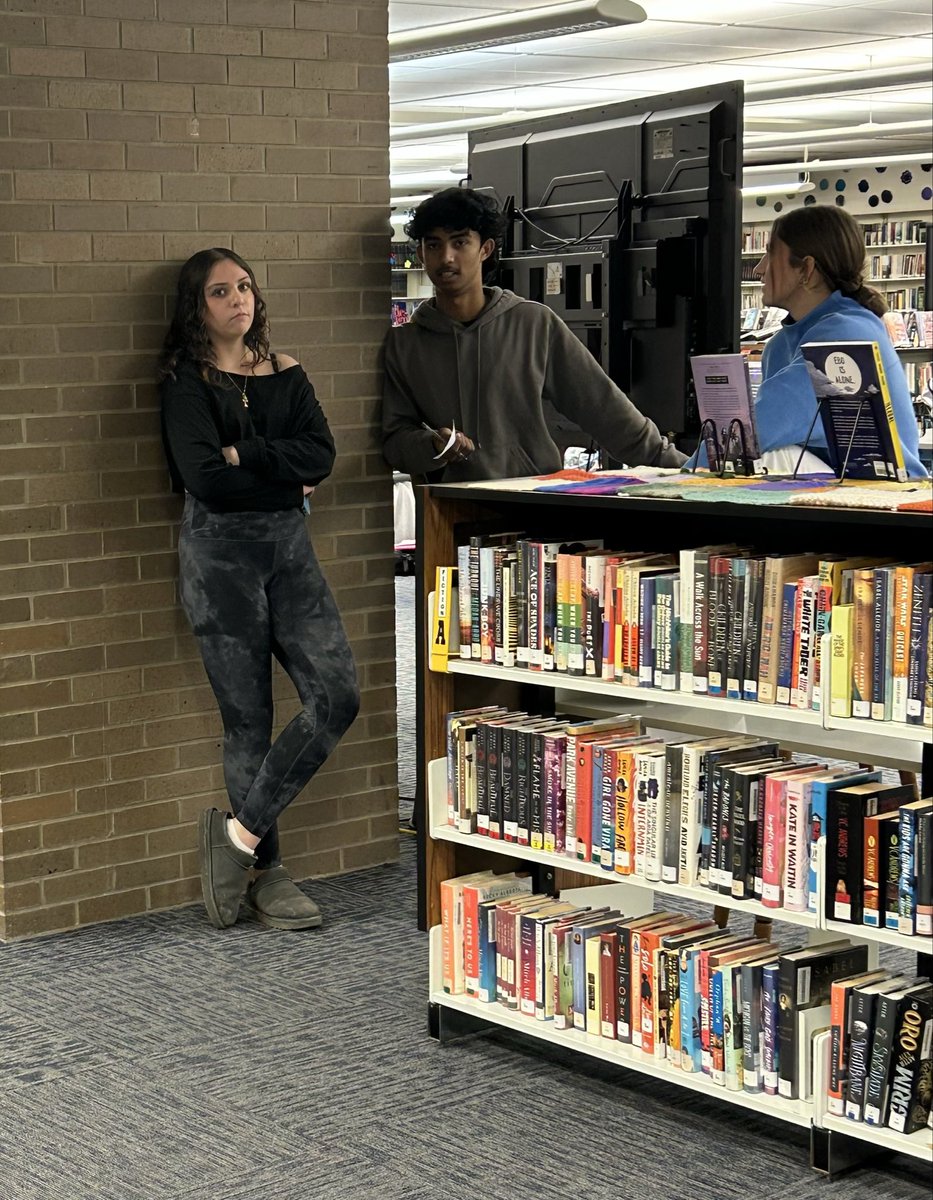 Mr. Lyons tweet media