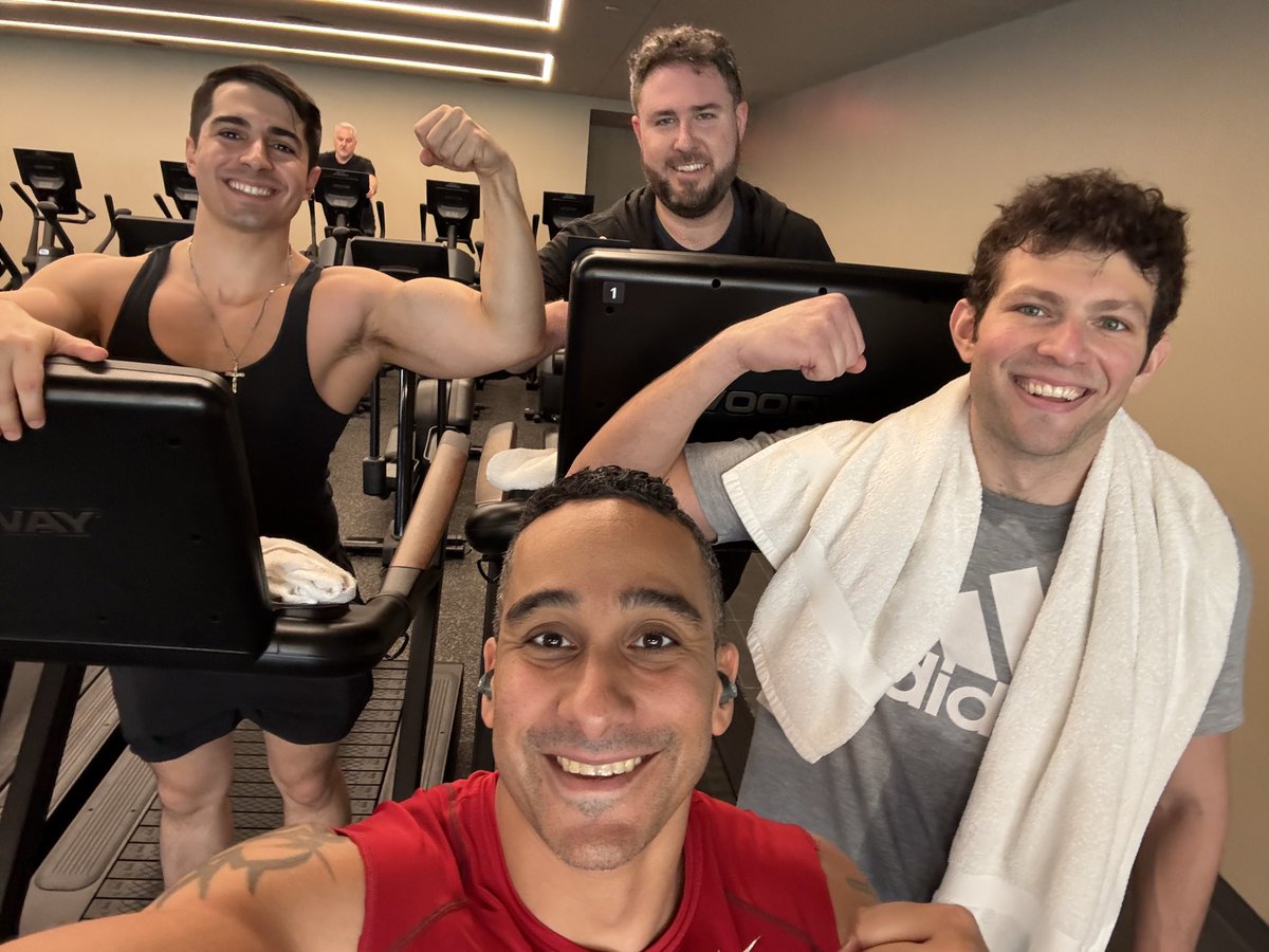 A little <a href="/ManhattanInst/">Manhattan Institute</a> gym bro field trip here in Palm Beach 💪🏽💪🏽

<a href="/DanielDiMartino/">Daniel Di Martino 🇺🇸🇻🇪</a>, <a href="/paulshakeshafte/">Paul Shakeshaft</a>, <a href="/NYCSamKay/">Sam Kay</a>