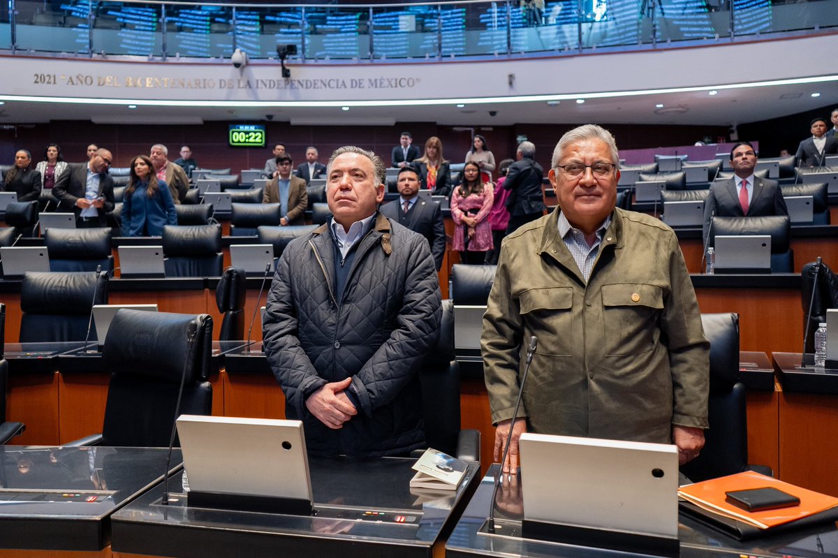 Como parte de los trabajos encaminados a la discusión de la iniciativa de reforma constitucional en materia de reducción de la jornada laboral, presentada por la Presidenta de México, <a href="/Claudiashein/">Claudia Sheinbaum Pardo</a>, escuchamos al equipo de la <a href="/STPS_mx/">STPS México</a>, encabezado por su titular, <a href="/marathb/">Marath Bolaños</a>. 

La