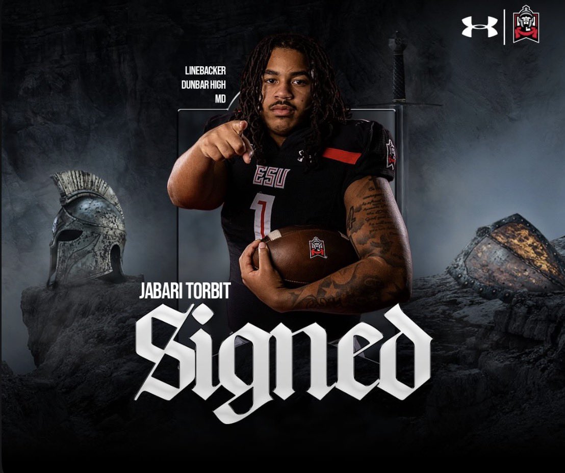 ppo3fb's tweet image. Signed. Sealed. Delivered. 

Congrats to these four Poets who continue their academic and athletic careers. 

You’ve been rewarded for the work prior. That doesn’t matter anymore. All that matters now is the work ahead. 

Go be great! #PP03🦉