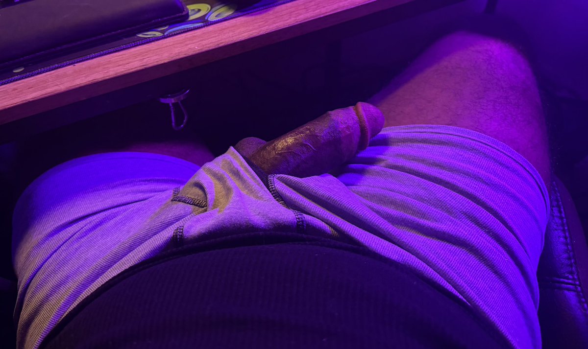 barabear420's tweet photo. Hola https://t.co/NHeKmTwTk2