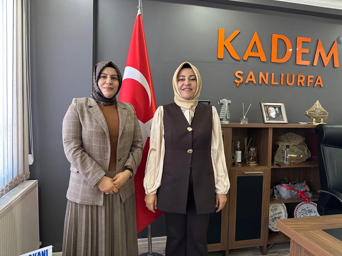 UrfaYuzag's tweet photo. 🌿 KADEM Ziyareti
Şanlıurfa YÜZAG olarak Kadın ve Demokrasi Derneği (KADEM) Şanlıurfa Temsilciliğini ziyaret ettik.
Ramazan ayında birlikte gerçekleştirilebilecek çalışmalar ve ortak programlar üzerine istişarelerde bulunduk.
Misafirperverlikleri için teşekkür ederiz. 🌿
@UrfaYuzag 
@KADEMUrfa 
@GuleserTopuz 
@SekerDrFatma 
#KADEM
#KadınveDemokrasiDerneği
#Şanlıurfa
#YÜZAG
#STK
