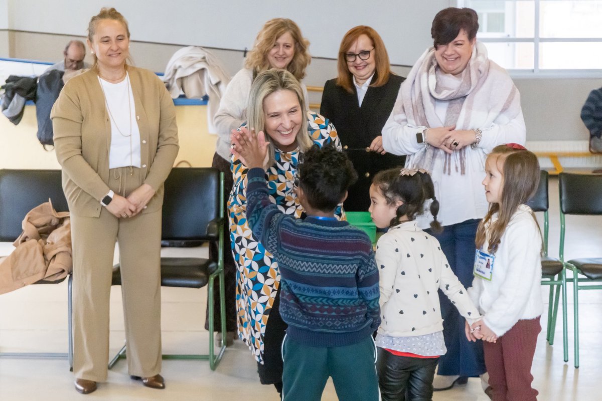 Ana Guarinos López tweet media