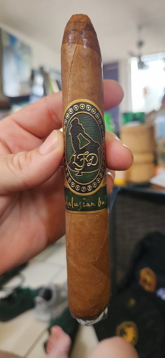 jtarratsart's tweet image. La FLOR Domicana Andolsian Bull in Toro #Cicar #Cigars #Luxury #LFD