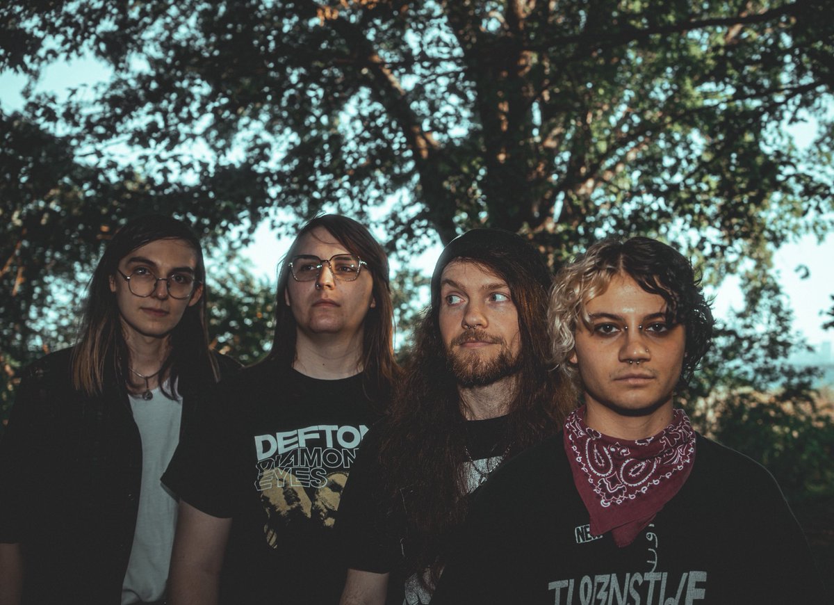 tenmosummerband's tweet photo. WE ARE HEADING OUT EAST WITH @memgarband THIS MARCH AND WE ARE BRINGING YOU EP 2 TUNES AND SOME NEW SHIT AND WE ARE PLAYING YOUR CITY FOR THE FIRST TIME EVER 

WHO THE FUCK IS PULLING UP?!!!! https://t.co/FviDLefahD