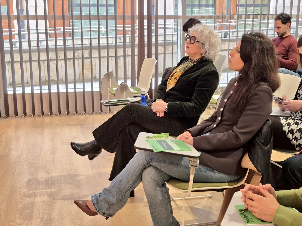 Hoy, 4 de febrero, Día Mundial contra el Cáncer, he acompañado a <a href="/ContraCancerGP/">Contra el Cáncer en Gipuzkoa</a> en la presentación de la iniciativa #MuéveteContraElCáncer. ¡Gracias por vuestro trabajo y compromiso! Y gracias Marisa, Lucía, Pablo y todo el equipo por vuestra generosidad.