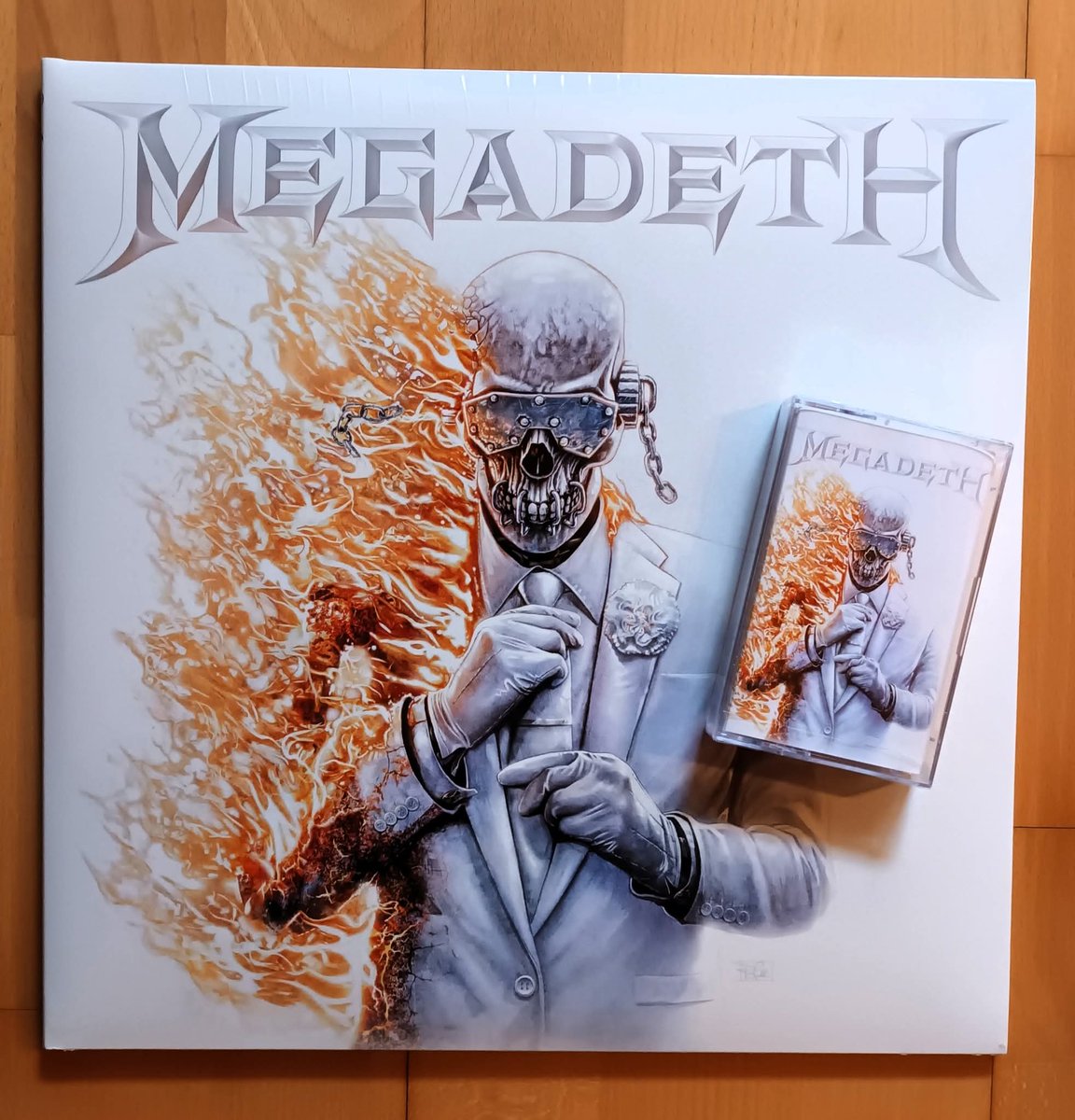 Santomasoficial's tweet photo. @Megadeth https://t.co/RGFS5EPzkL