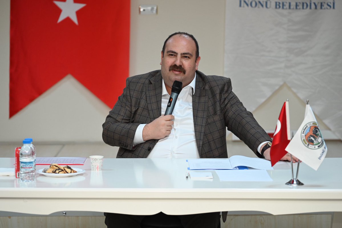 Erenköy Mahalle Muhtarımız Sn. Hüsnü PELVAN, Bozüyük Erenköylüler Kültür, Sosyal ve Yardımlaşma Derneği Başkanı Sn. Yusuf DEMİR, Eskişehir Erenköylüler Dernek Başkanı Sn. Enes BAYAZIT, Erenköy Köy Dernek Başkanı Sn. Rıdvan GÜNEŞ, Dernek Üyeleri ve Erenköylü hemşehrilerimiz,