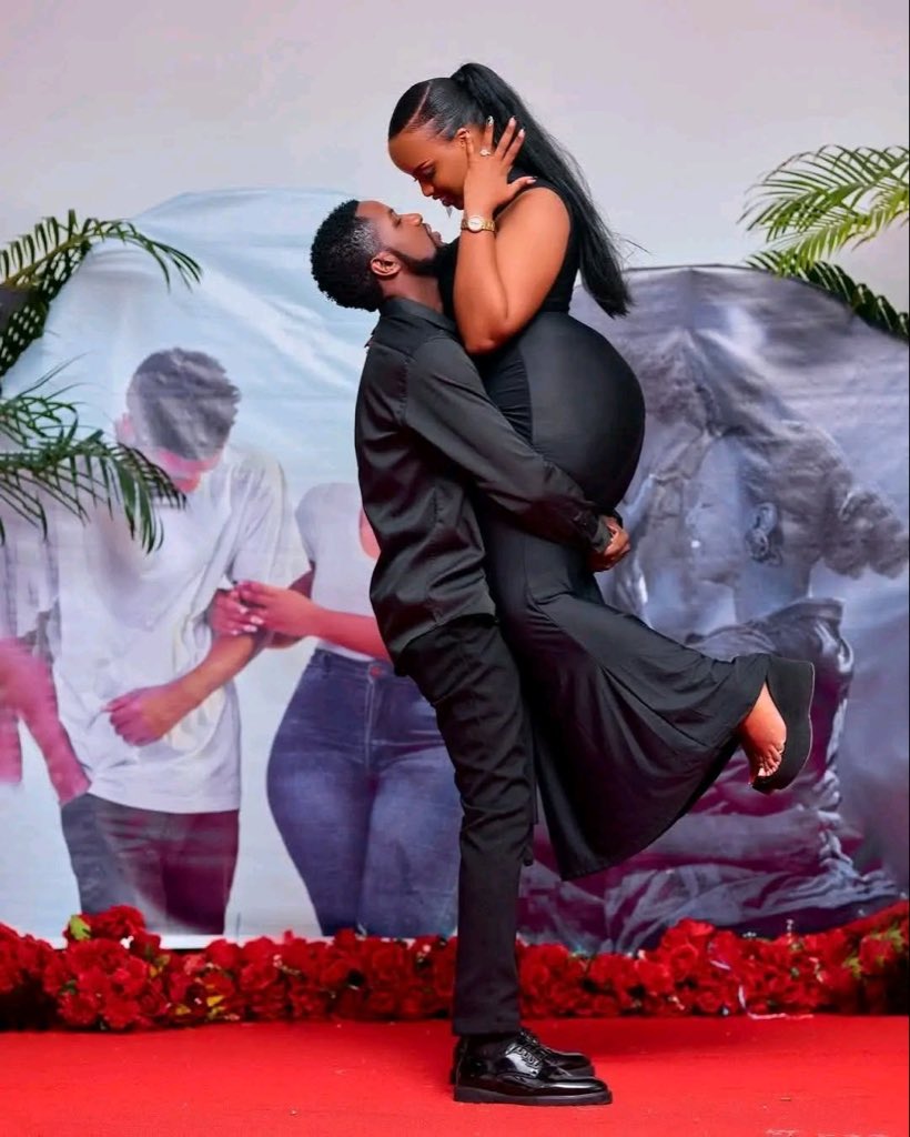 𝐔𝐌𝐔𝐒𝐇𝐈𝐖𝐀𝐒𝐇𝐎𝐌𝐘£ tweet media