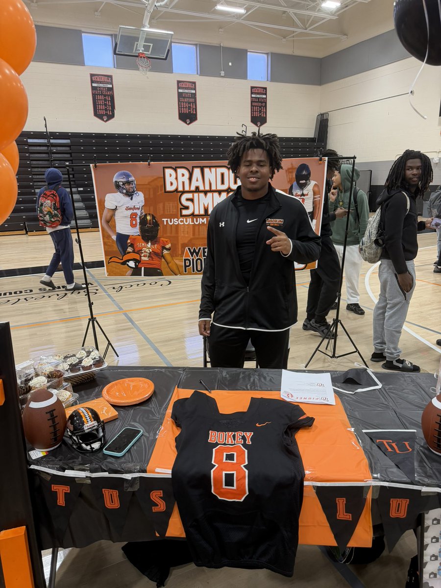 Coach Pep tweet media