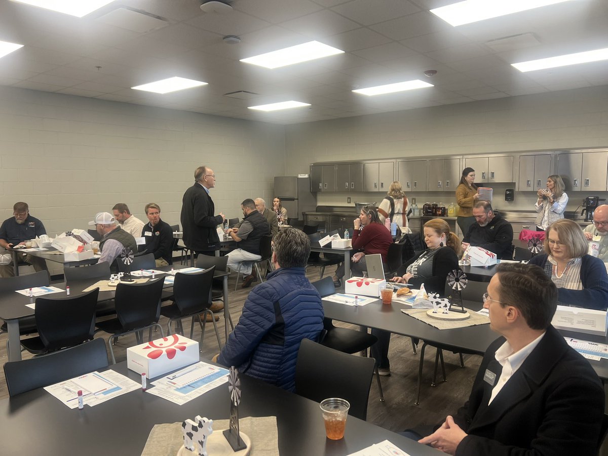chestatee_wbl's tweet photo. @Hall_Schools @Hallcounty_wbl Advisory Committee spent some time learning about the Hall County Agribusiness, meat science and trades in training programs today! We are so thankful for our community partners! #wblworks @GACTE Happy CTAE Month! https://t.co/pVcC6ZFqa8
