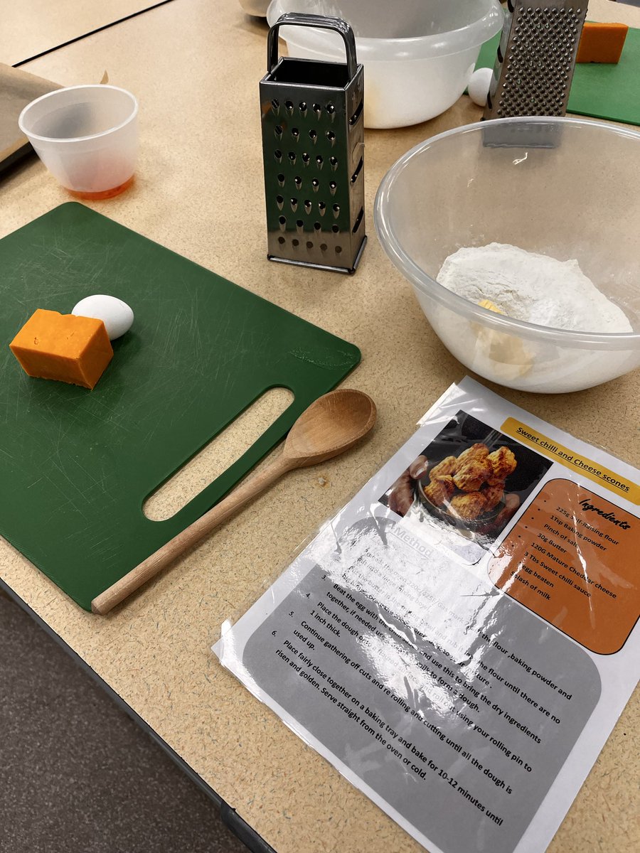 SchoolHeys's tweet photo. #WeAreTHS 

Year 8 spent today in Food Technology making sweet chilli and cheese scones, putting practical skills into action as they measured, weighed, shaped dough and practised oven safety. Brilliant focus, resilience and teamwork on show — the classroom smelled amazing https://t.co/iQ4jswKAQt