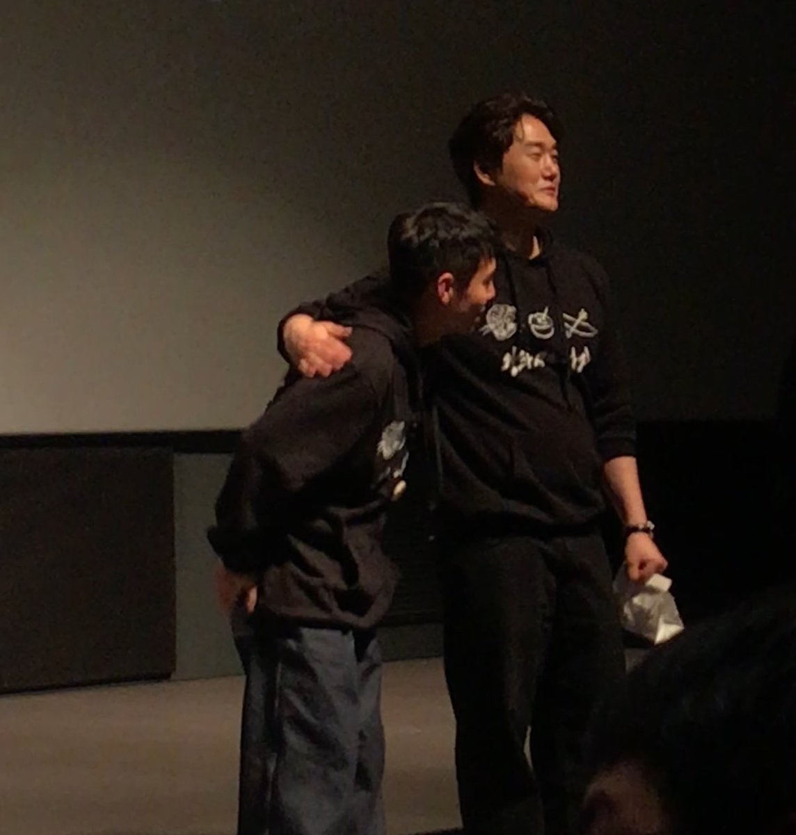 왕과사는남자 영화보고나니까
이분들너무그냥마음이조음
다같이행복하게살장 ㅇㅈㄹ