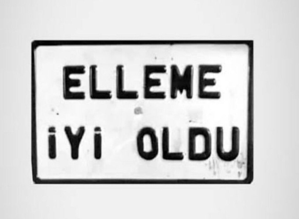 burakalan40's tweet photo. @yunuspaksoy ABD vurmaya başlayınca bizim tepkiler😁 https://t.co/s8cgZDOKYk
