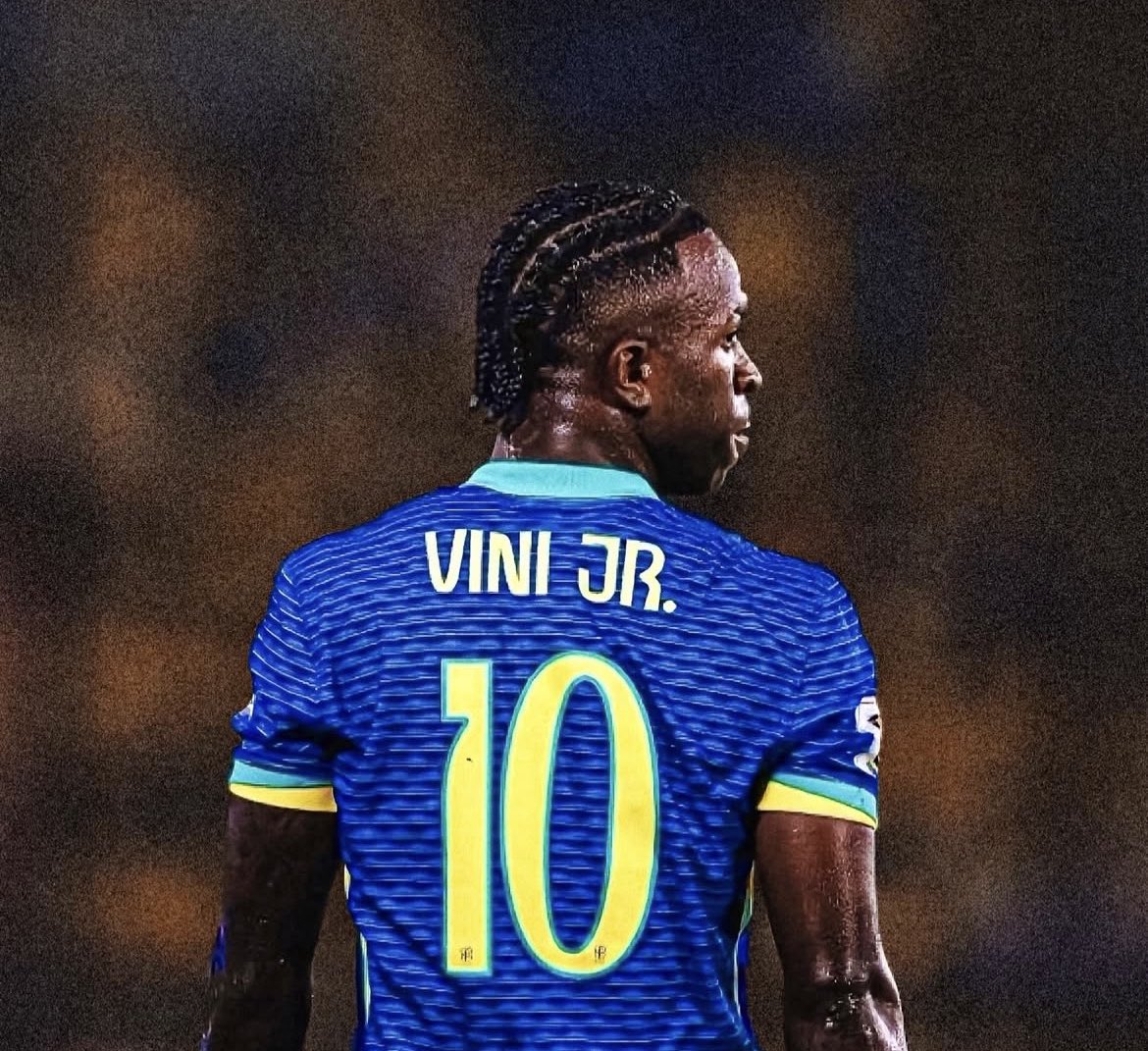 SelecaoTalk's tweet photo. 🚨🇧🇷🗣️| Ex-Brazil, Santos, Barcelona &amp; Olympiakos player Giovanni on Vinicius Jr: 

“Vinicius Jr is a limited athlete, he just dribbles at speed. That's it. If you put a strong, fast guy marking him, he won't do anything. He's not a ‘decisive’ player.” https://t.co/Cur1nXourg