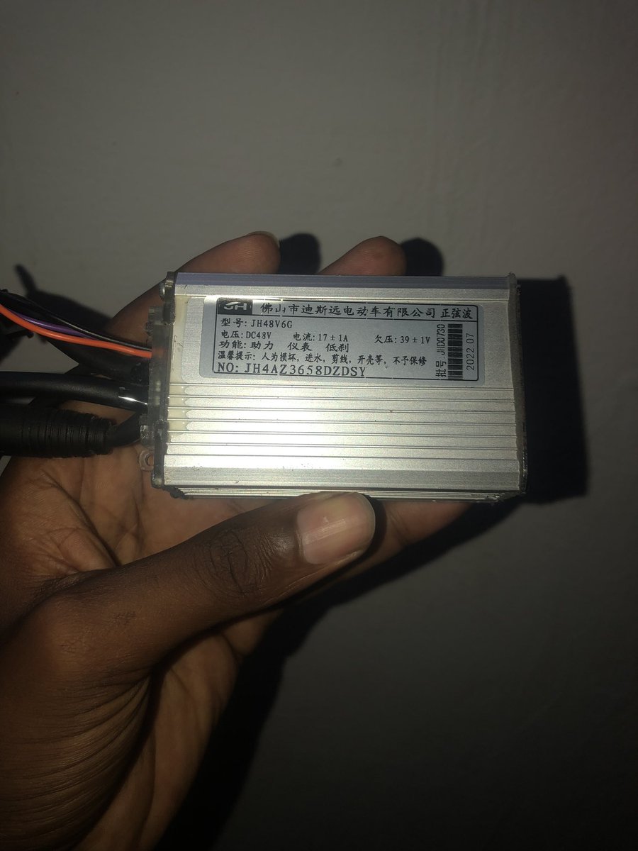 Twitter mafundi EV bike 
Natafuta hii
Brushless DC motor controller 48V au inayofanana na hiyo 
Hii imechomeka kwa mtu ambae anayo au anamjua anayo aniguse kwenye comment au DM tuwasiliane kwa ajili ya ku pucharse
Natanguliza shukran mbarikiwe