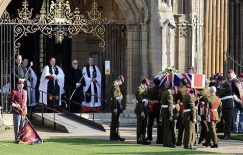 150G512XD's tweet image. Colin’s repatriation and funeral 😢💔

Thank you for your service Colin ❤️

Lest we forget 🇬🇧