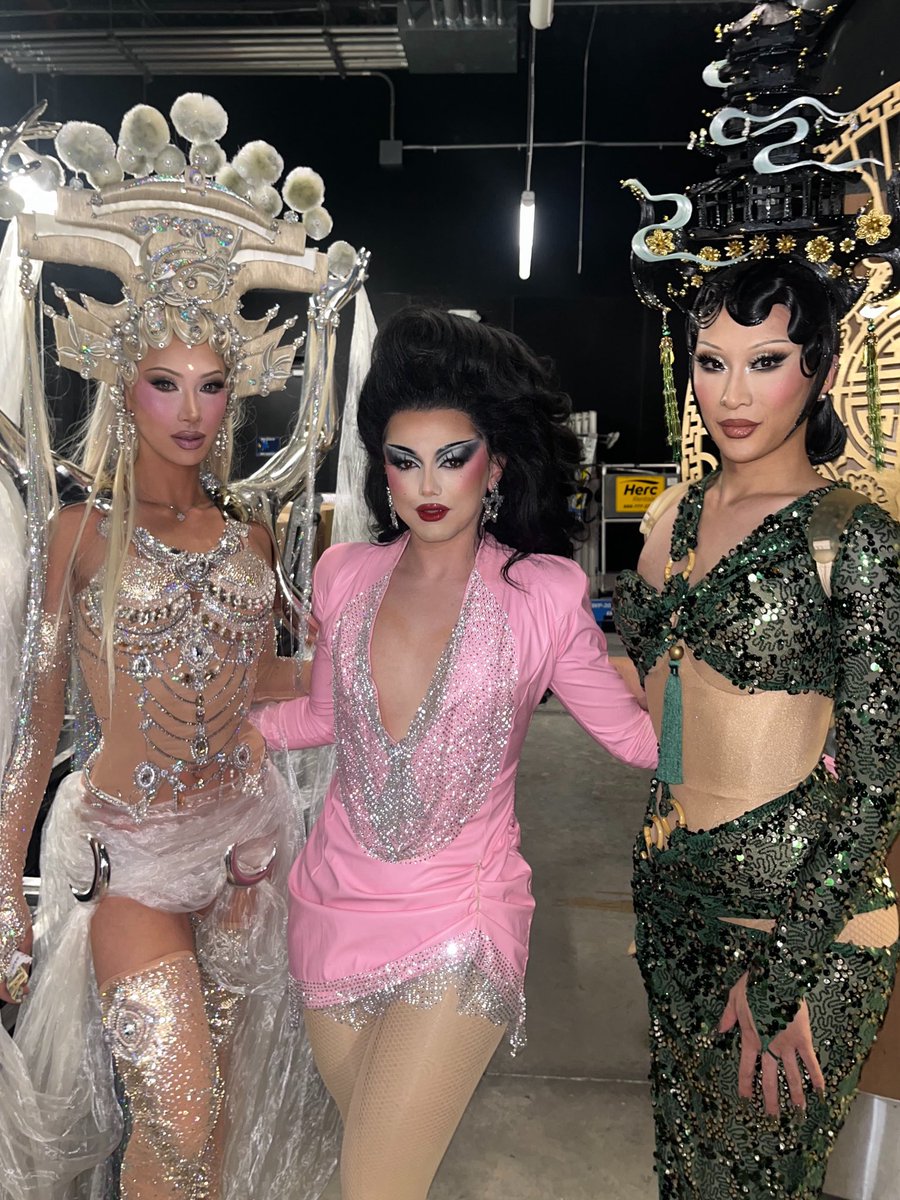 myki_meeks's tweet image. Had the best time at The Serpents Tour Orlando! Thank you to Plastique, Nymphia, and their whole team for having me 🖤🐍