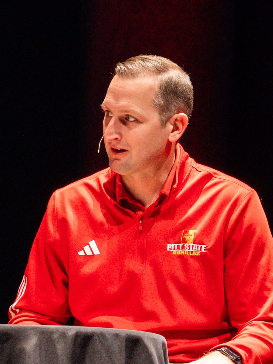 GorillasFB's tweet image. Official Official ✍️🦍 

#OWNIT // #KOJ // #OAGAAG