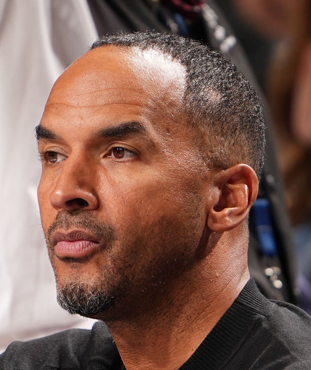 TheNBACentel's tweet image. BREAKING: The Dallas Mavericks are expected to rehire Nico Harrison with the intention of firing him again shortly after. 

(Via @Mavs_FFL)