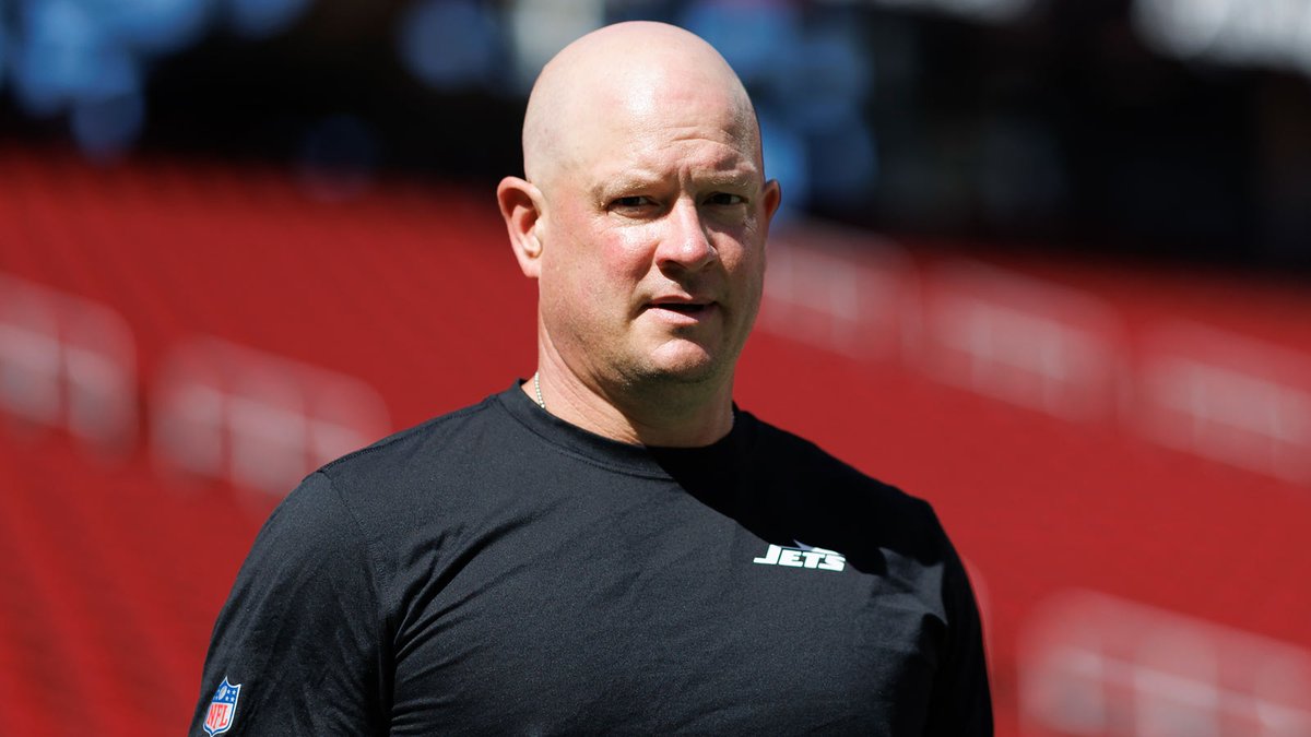 Around The NFL tweet media