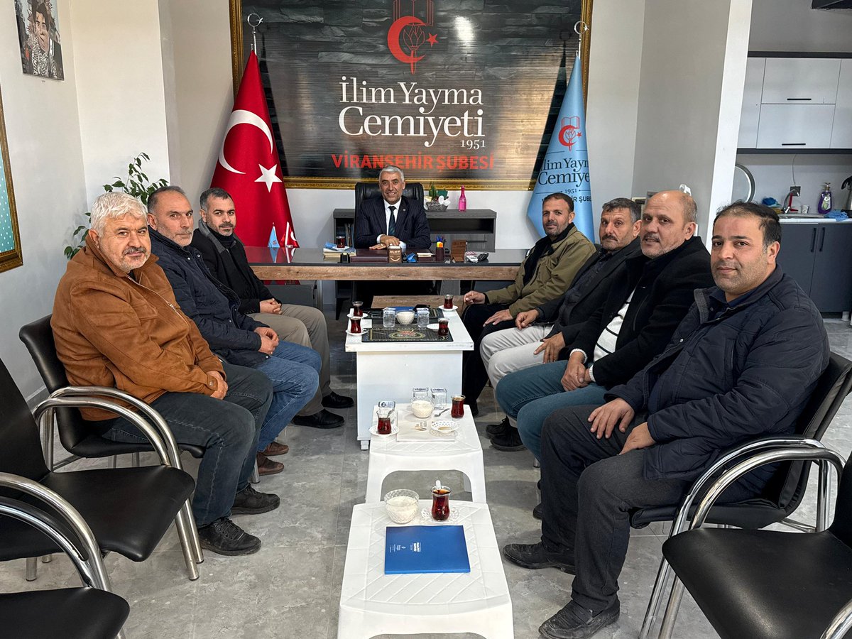 iycviransehir's tweet photo. Viranşehir Derneği başkanı Sn. Murat KARADAŞ ve yönetimi başkanımız @ibrahimmcapa ve yönetimine hayırlı olsun ziyaretinde bulundular.  
Nazik ziyaretleri için kendilerine teşekkür eder çalışmalarında muvaffakiyetler diliyoruz. https://t.co/pT7R4BDA11