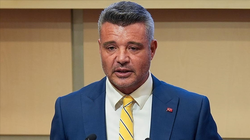 EmircanErmek67's tweet photo. Son yıllarda ilk defa tam kadro oluşturma fırsatımız varken takımı forvetsiz bırakmayın.

Şampiyonluk için #FenereForvet https://t.co/UOb2hBQKab