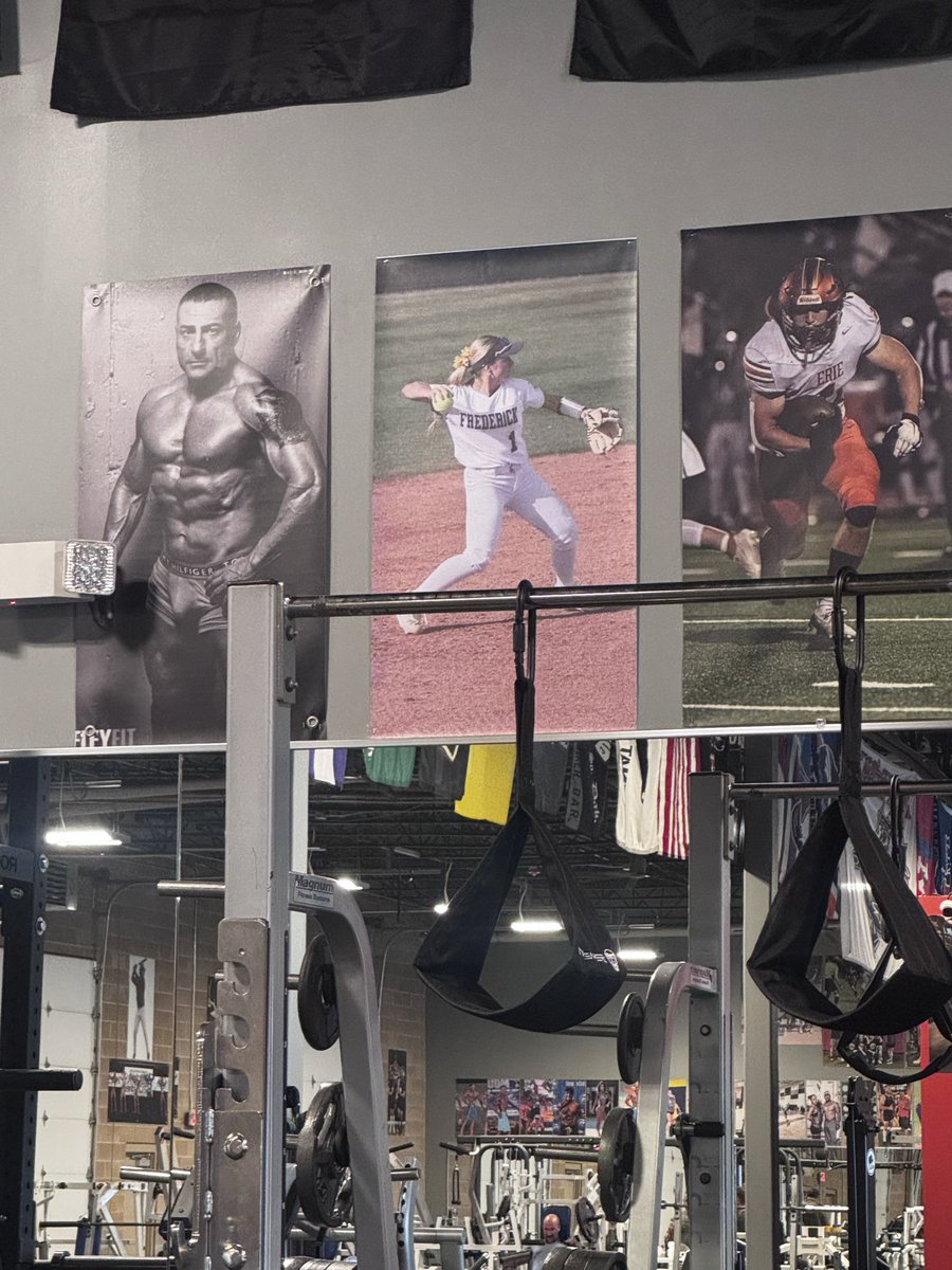 estromberg2028's tweet image. Great weekend in Iowa! Back in the lab this week. Workout 3 New PR of 520lbs x 10 - 2 sets. #Belief #Goals @IowaPremierFP