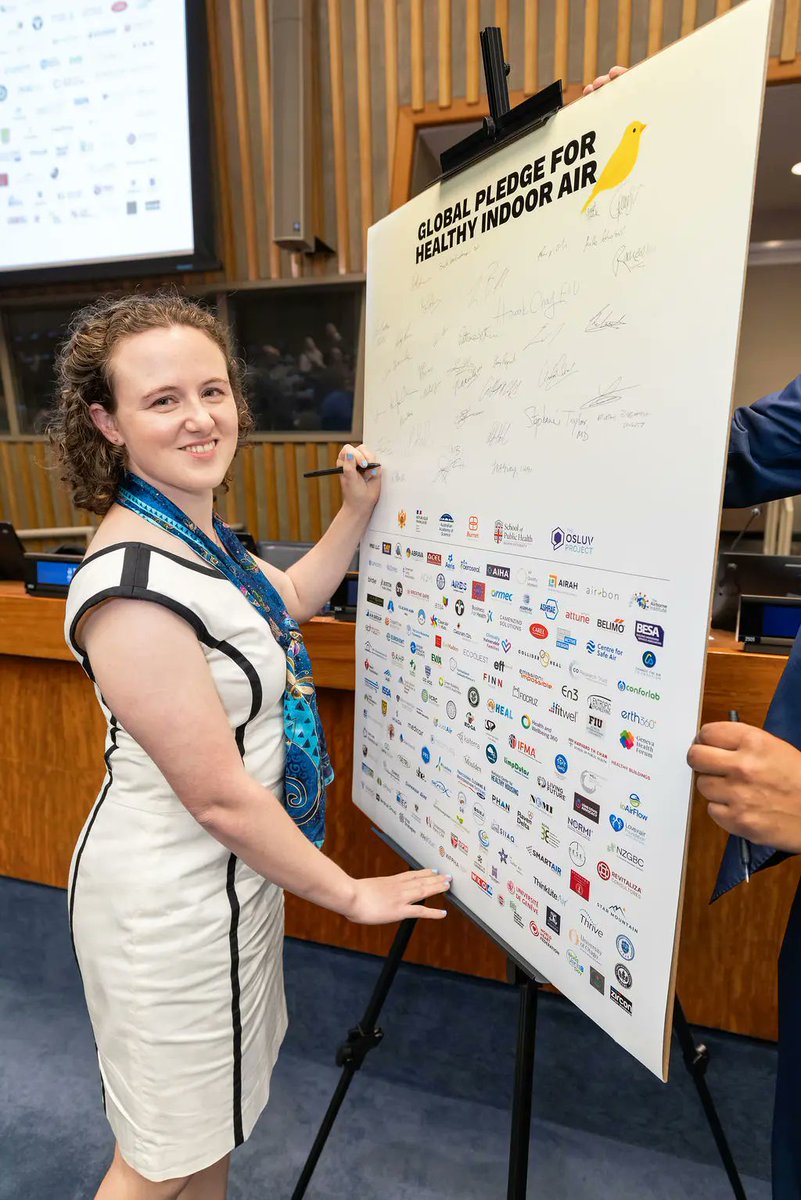 rootsofprogress's tweet photo. High school students:  want to see what “medicine” looks like before you commit to a track? Meet Gavriel Kleinwaks, a near-peer mentor for Progress in Medicine (PiM). She works on preventing airborne infectious disease by making clean indoor air as universal as clean water.

Profile: https://t.co/2yrgSirzoW