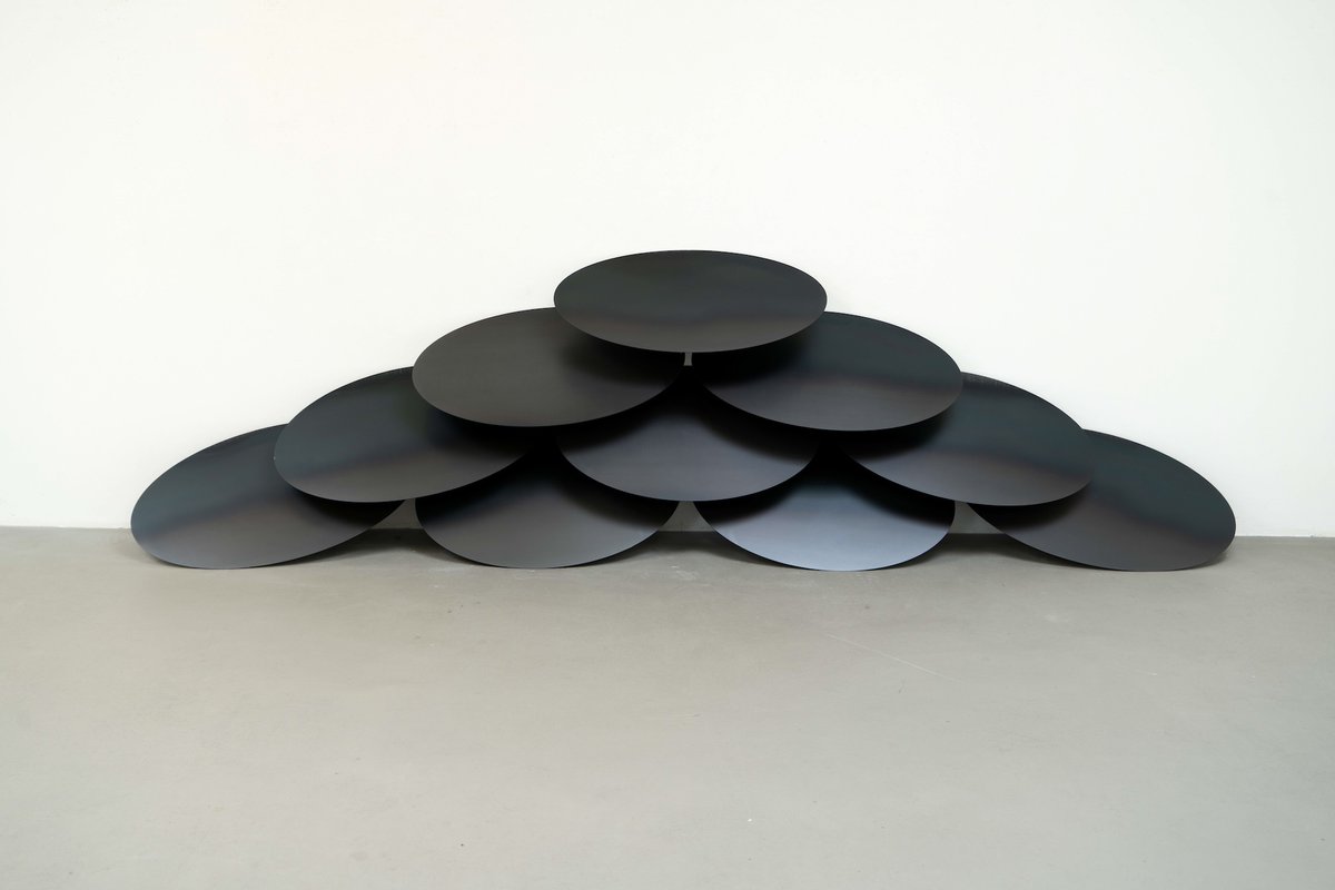 Het onzichtbare verdwijnpunt in het werk van Reinoud Oudshoorn — T/m 1 maart presenteert Galerie Ramakers in Den Haag een solotentoonstelling van Reinoud Oudshoorn. Lees verder op galleryviewer.com/nl/article/336….