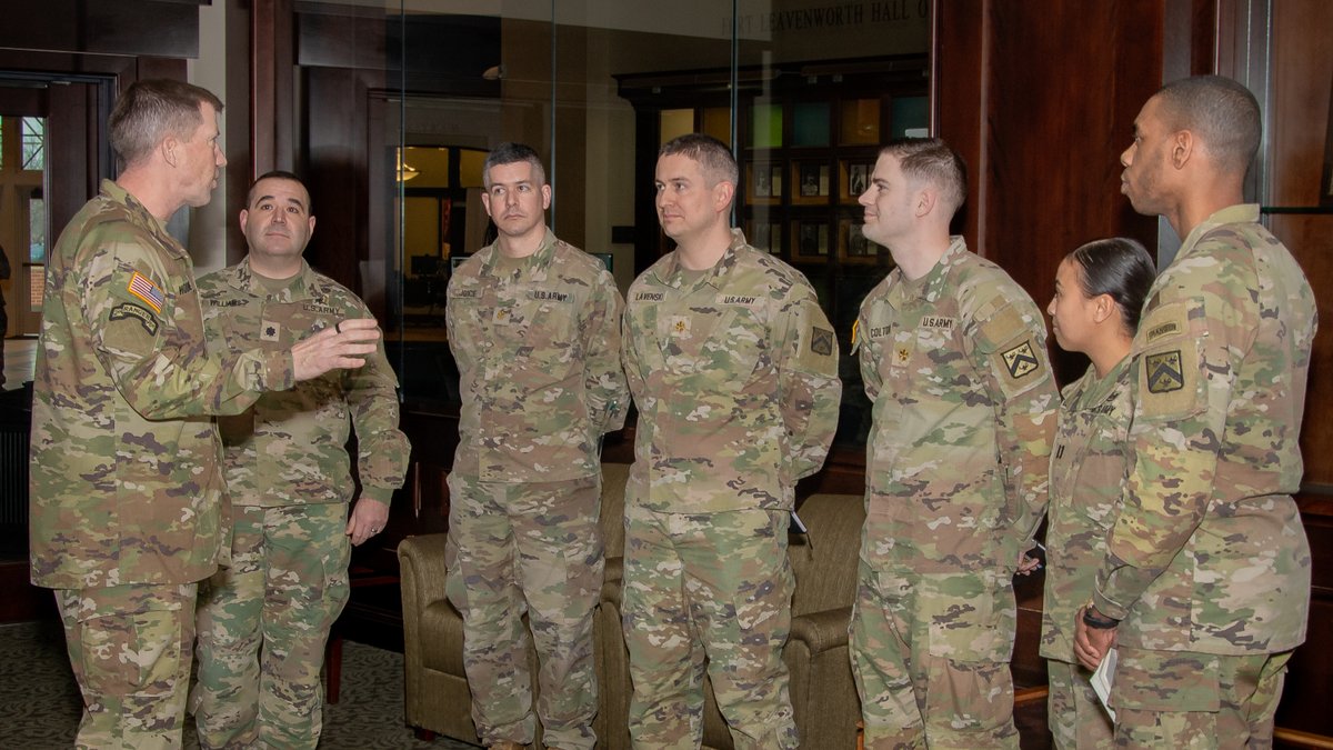 U.S. Army CGSC tweet media