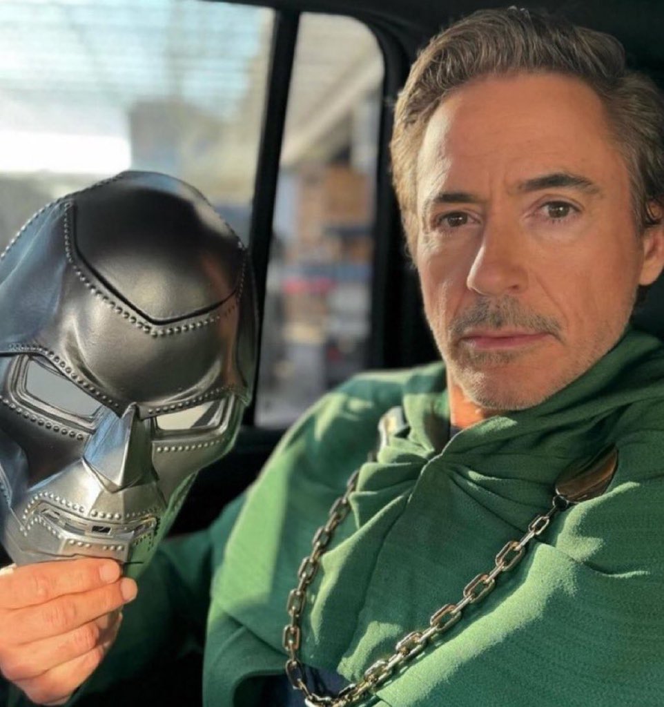 cosmic_marvel's tweet photo. The Darkhold, the runes and Agatha Harkness’ magic-absorbing powers will reportedly be relevant to something Doctor Doom does in ‘AVENGERS: DOOMSDAY’

(via https://t.co/nuD9IhtBox) https://t.co/xhydXYUeDy