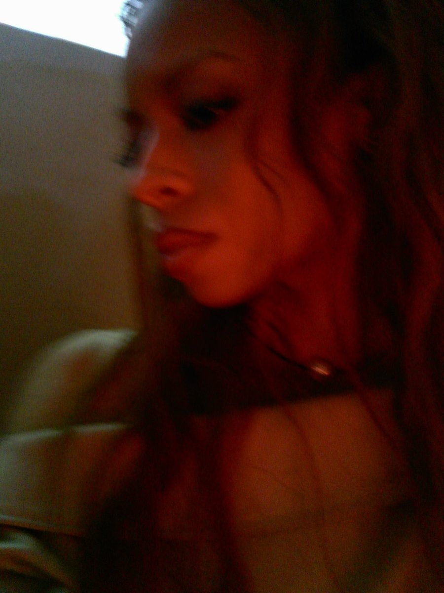 ravyn lenae tweet media