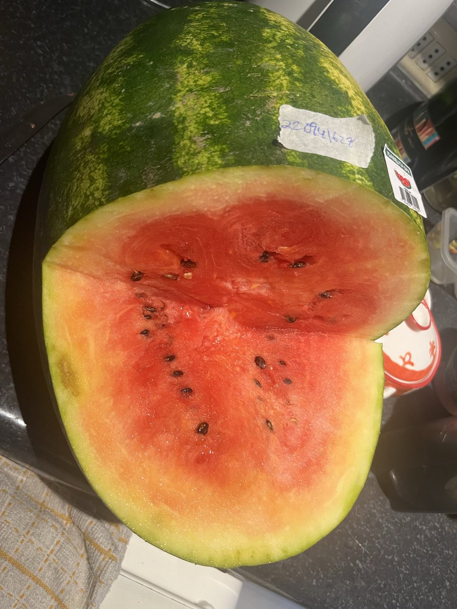 RugiadaRFP's tweet photo. @JumboChile_ que está pasando con la calidad? No lo venden barato como el ara mandar eso. https://t.co/zmogVJLxZv