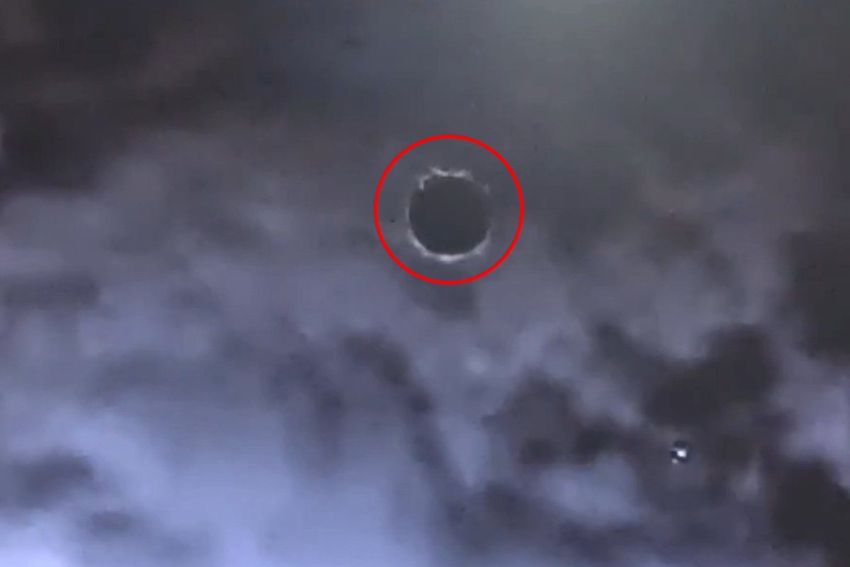 bu foturafı az once çektim arkadaslar sizçe ne olabilşr