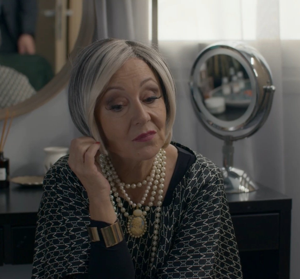 Καλέ επιτέλους ένα σημάδι 
Πώς κι έτσι; #VIΠ